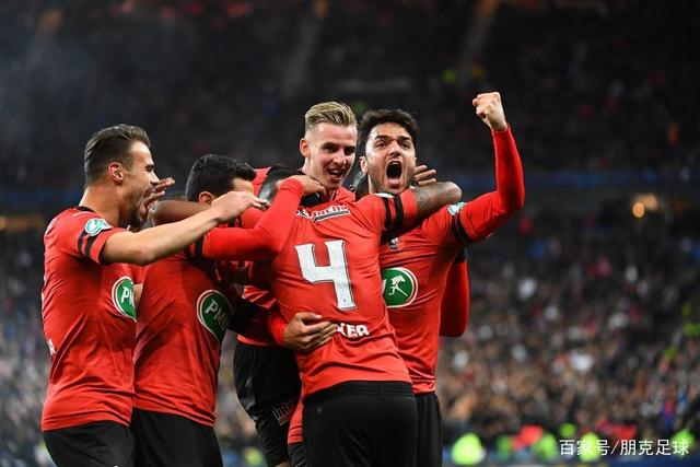 小苍解说视频-赛前法国杯焦点战；新奥尔良鹈鹕调整名单；媒体盛赞；心理建设被强调的简单介绍