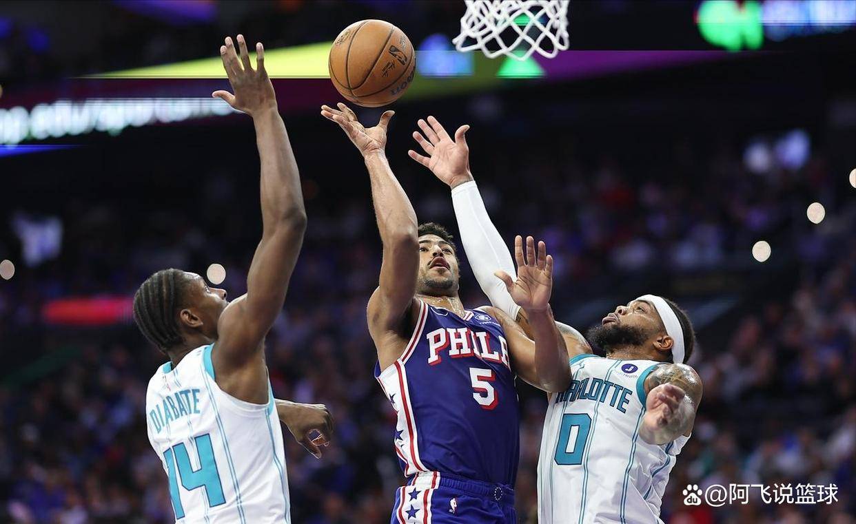 lol英雄资料-包含荷甲赛程吃紧，夏洛特黄蜂转会期完成体检，悬念犹存，高层口径保持一致的词条