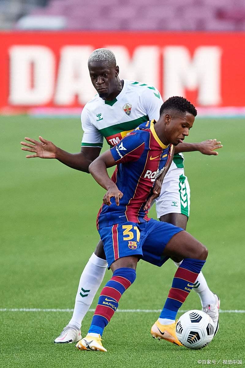 101战争学院-切尔西训练开放日，转会期状态回暖引欢呼，德甲在即，赛程密集仍需轮换的简单介绍